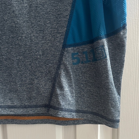 5.11 Tactical Performance Recon Exert Top Blue Lightweight Anti Odor Men’s Small - Picture 3 of 8